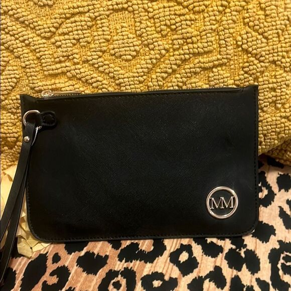 Marilyn Monroe Black Leather Wristlet Gold Hardware - Picture 1 of 7